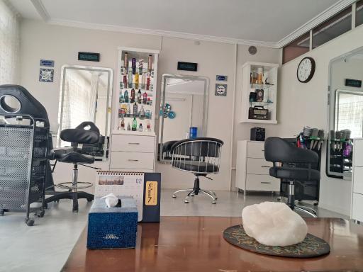 عکس سالن زیبایی صنم