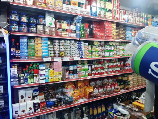 عکس فروشگاه مواد غذایی آبتین 