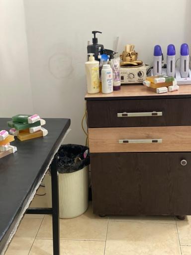 عکس اپیلاسیون مومک