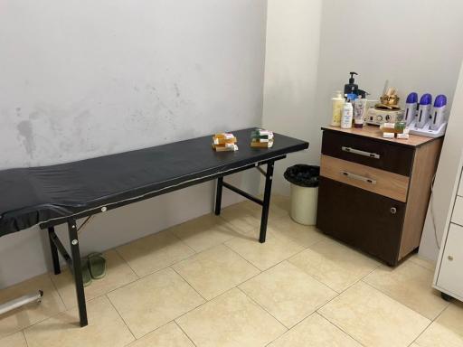 عکس اپیلاسیون مومک