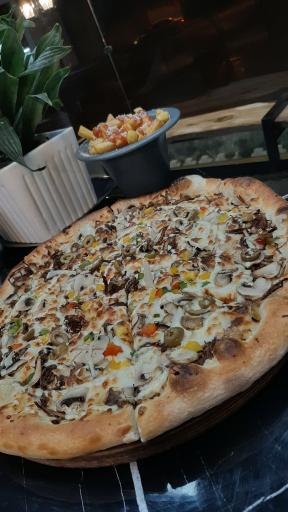 عکس رستوران ایتالیایی تاسکا