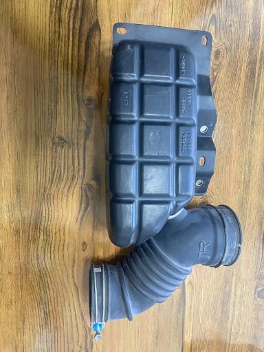 عکس تویوتا یدک علیدوست