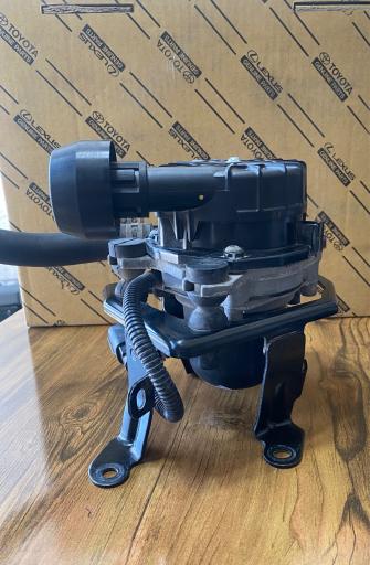 عکس تویوتا یدک علیدوست