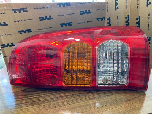 عکس تویوتا یدک علیدوست