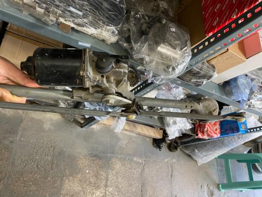 عکس تویوتا یدک علیدوست