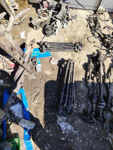 عکس تویوتا یدک علیدوست