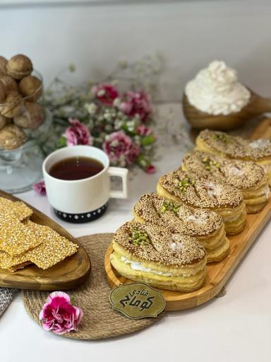 قنادی کوماج