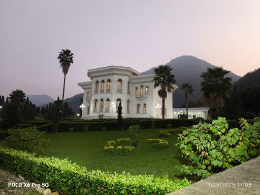 عکس کاخ موزه مرمر (پردیس موزه ای رامسر)