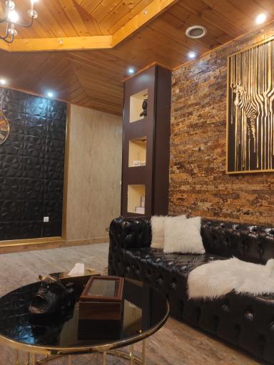 عکس کلینیک زیبایی سلین 