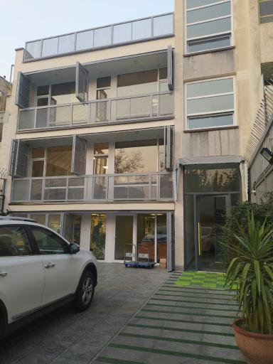 عکس هژیر صنعت 