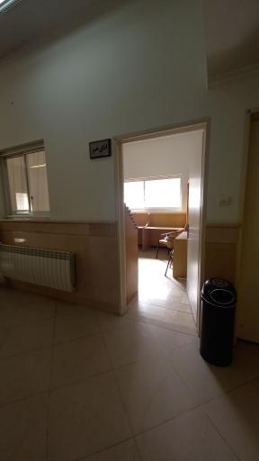 کتابخانه و سالن مطالعه آیت الله ادیب