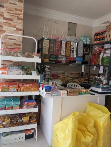 عکس فروشگاه ظروف یکبار مصرف آوند 