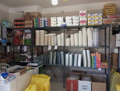 عکس فروشگاه ظروف یکبار مصرف آوند 