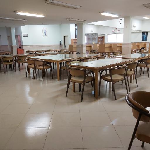 عکس کتابخانه و سالن مطالعه آیت الله ادیب