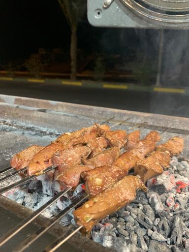 عکس کباب‌سرای اعیونی