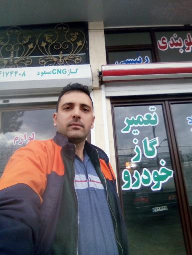 عکس مکانیکی رئیسی