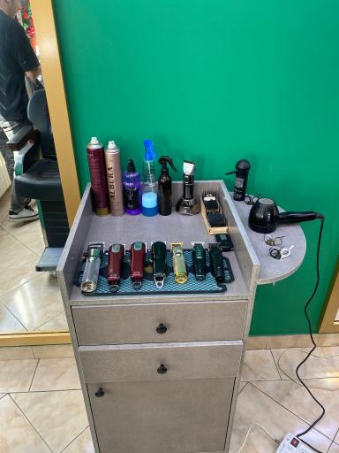 آریشگاه فرزاد سلیمانی