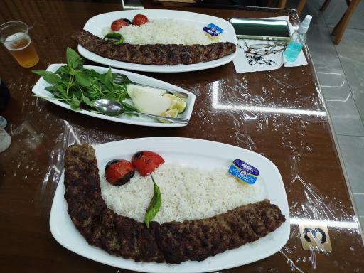 عکس کبابی یونا