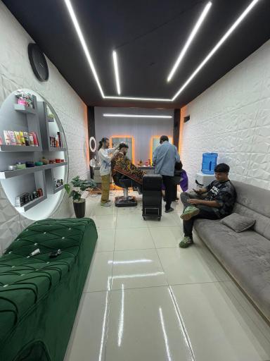 عکس سالن پیرایش سعید روستایی