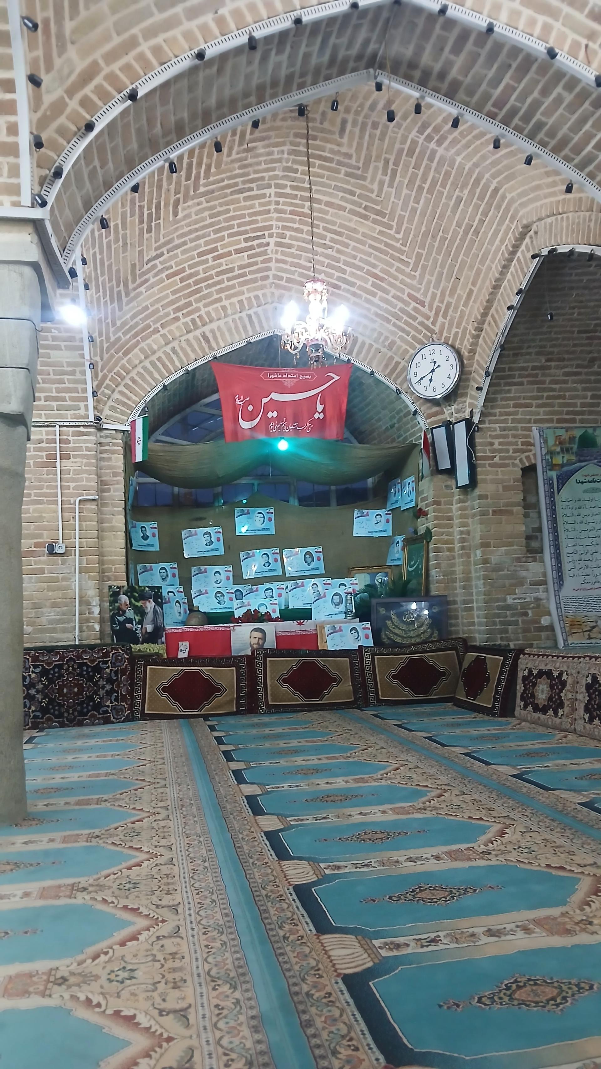 عکس مسجد پیروادی (گازران)