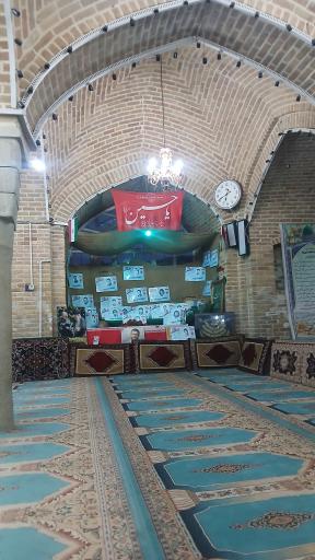 عکس مسجد پیروادی (گازران)