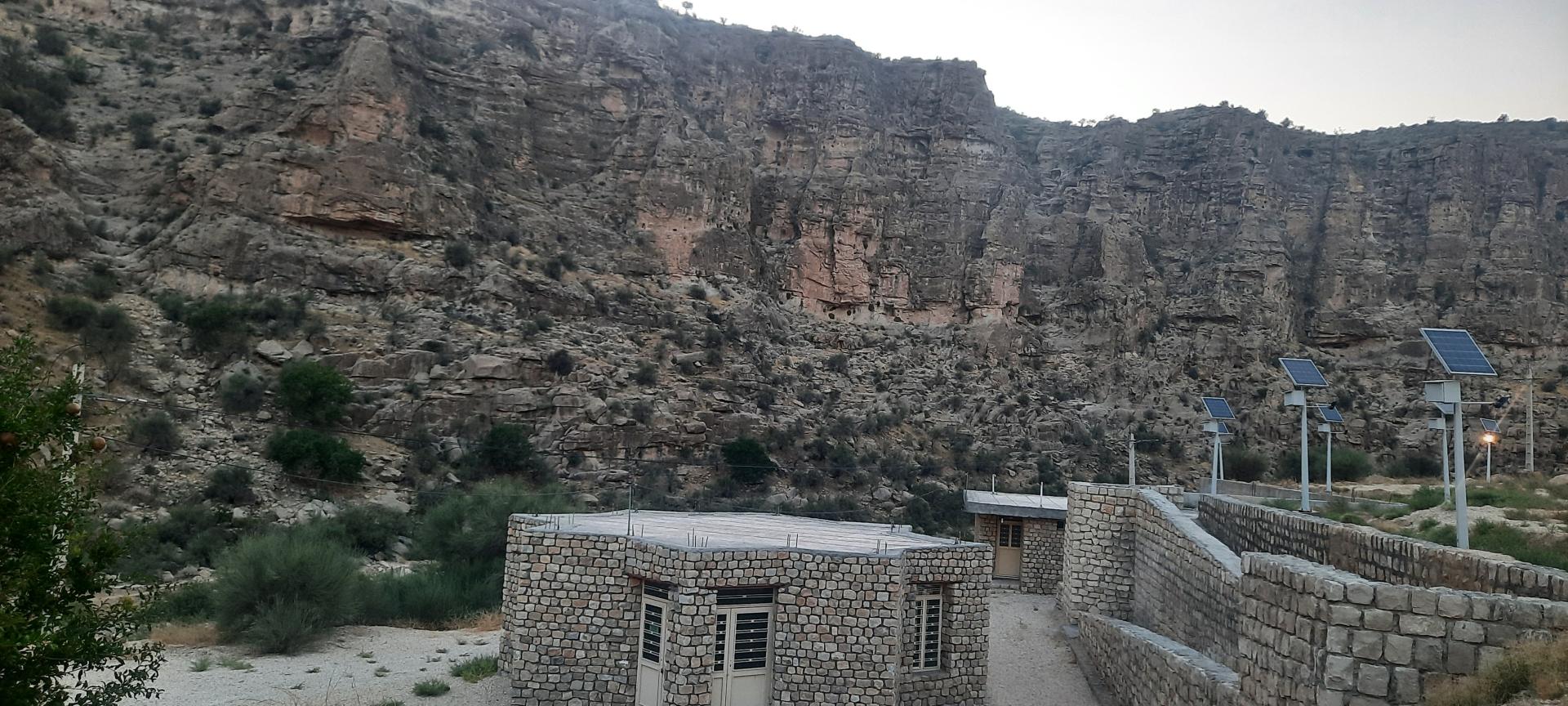 عکس قلعه دختر