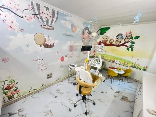 کلینیک دندانپزشکی دکتر هاشم احمدی زاده