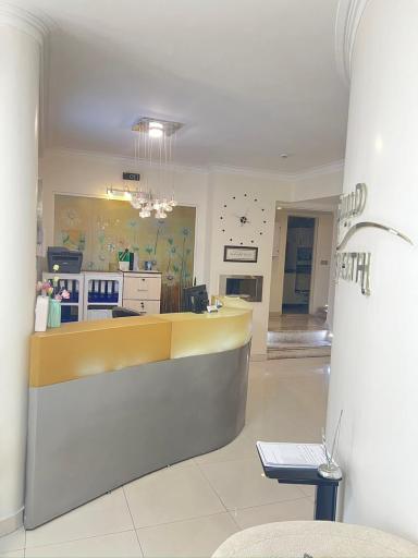 کلینیک دندانپزشکی دکتر هاشم احمدی زاده