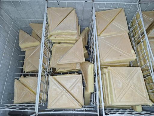 عکس فروشگاه و بستنی سنتی دلاور