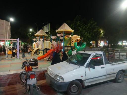 عکس زمین بازی کودکان