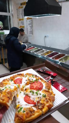 عکس فست فود و فلافل سلف سرویس پاپریکا