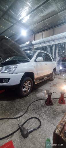 عکس تعمیرگاه هیوندا کیا و تویوتا علی