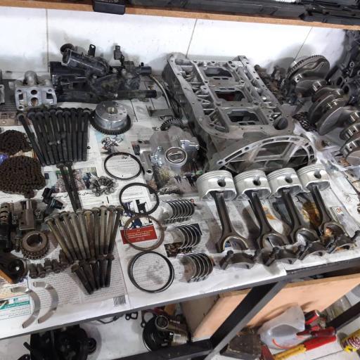 عکس تعمیرگاه هیوندا کیا و تویوتا علی