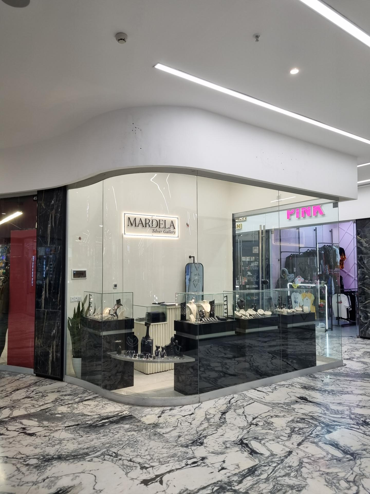 عکس نقره ماردلا