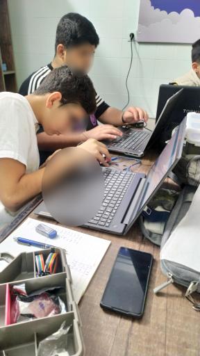 عکس آموزشگاه رباتیک آریان (بابل)