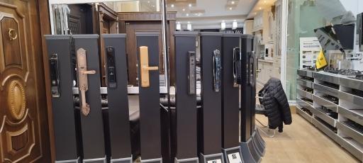 عکس بازرگانی آخا