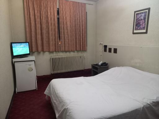 عکس مهمانپذیر ابریشم قزوین