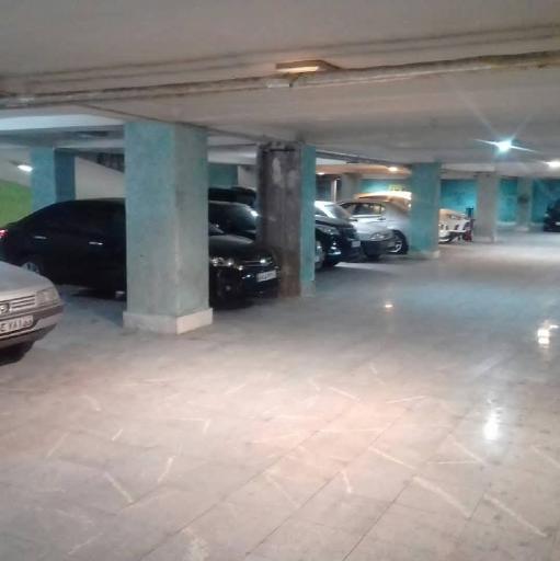 عکس پارکینگ مجتمع الهام