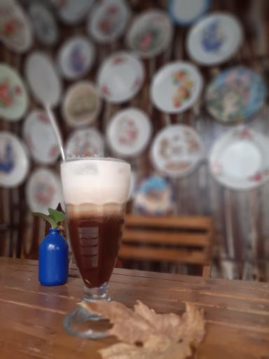 عکس کافه  دختران تبیانا