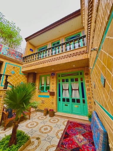 عکس هتل عمارت دیبا قم