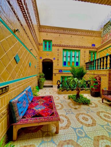 عکس هتل عمارت دیبا قم