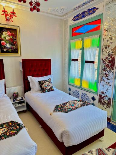 عکس هتل عمارت دیبا قم