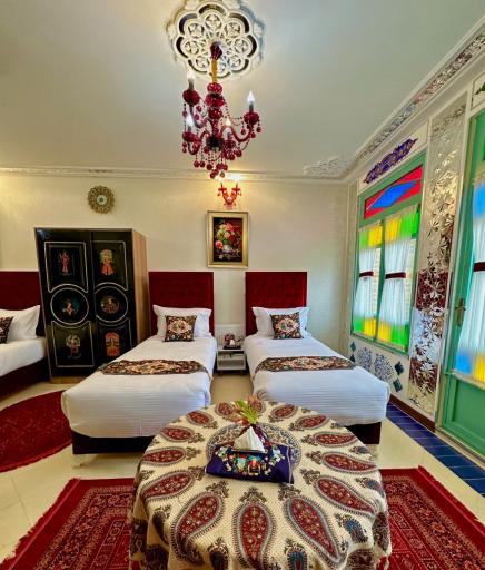 عکس هتل عمارت دیبا قم