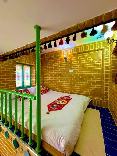 عکس هتل عمارت دیبا قم