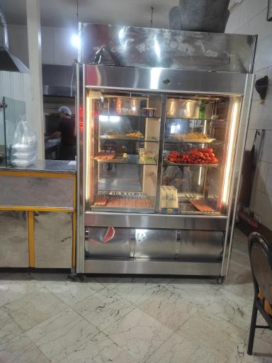 عکس رستوران میزبان