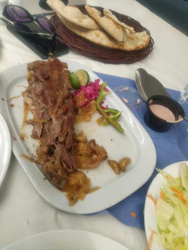 عکس رستوران شاندیز