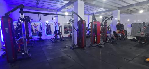 عکس باشگاه بدنسازی جیم کلاب