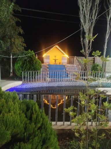 عکس سفره خانه فانوس