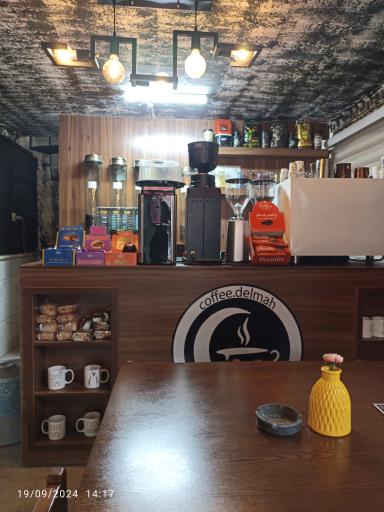 عکس کافه دلماه