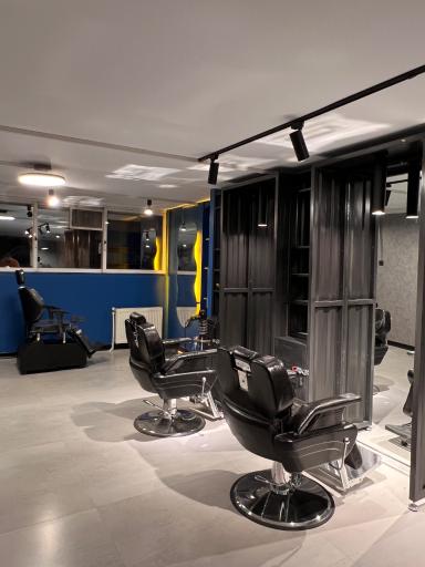 عکس سالن آرایشگاه مردانه M-LOUNGE